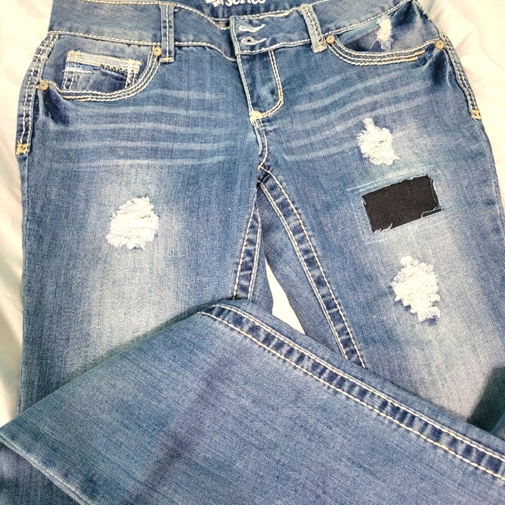 Sexy distressed patchwork jeans